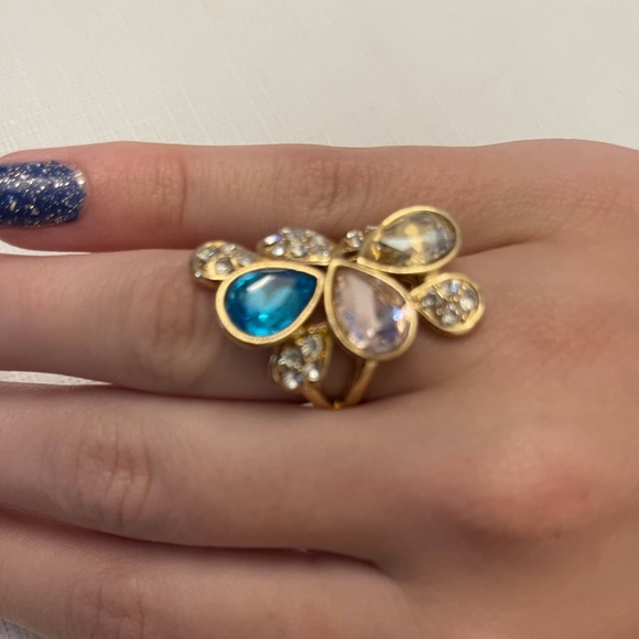 Fabulous statement piece ring - Picture 2 of 3